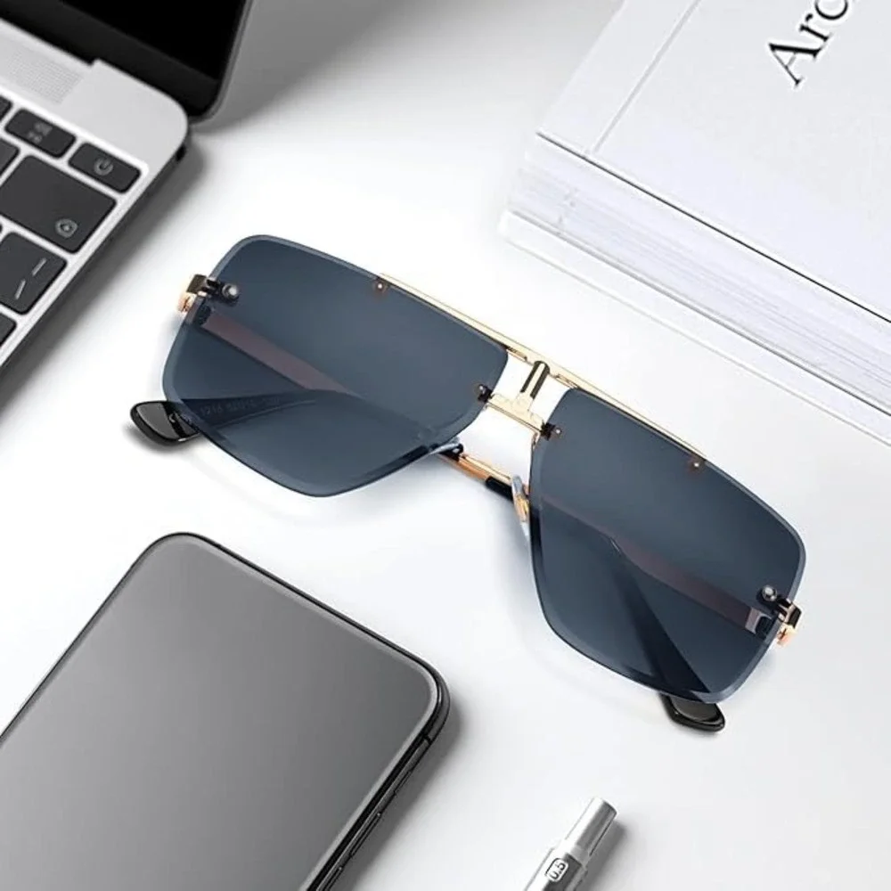 Oversized Rimless Sunglasses Gold Frame Dark‎ Lens Women Fashion Accessory UV400